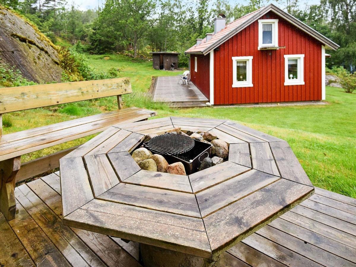 4 Person Holiday Home In Hen N Nösund Exterior foto